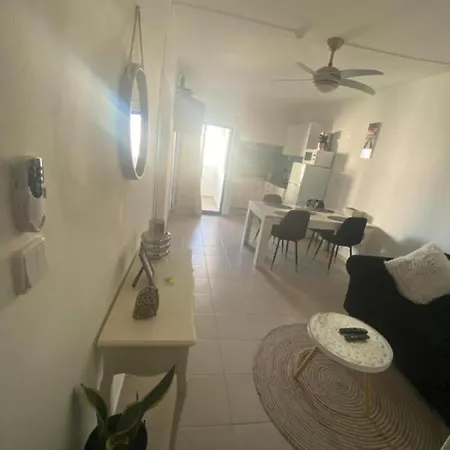 House Da Rocha דירה